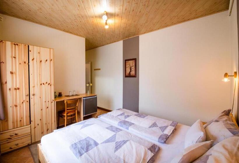 펜션 Bonifert Vendégház