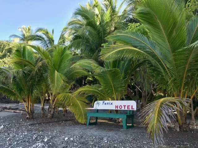 Majatalo Fenix Hotel   On The Beach