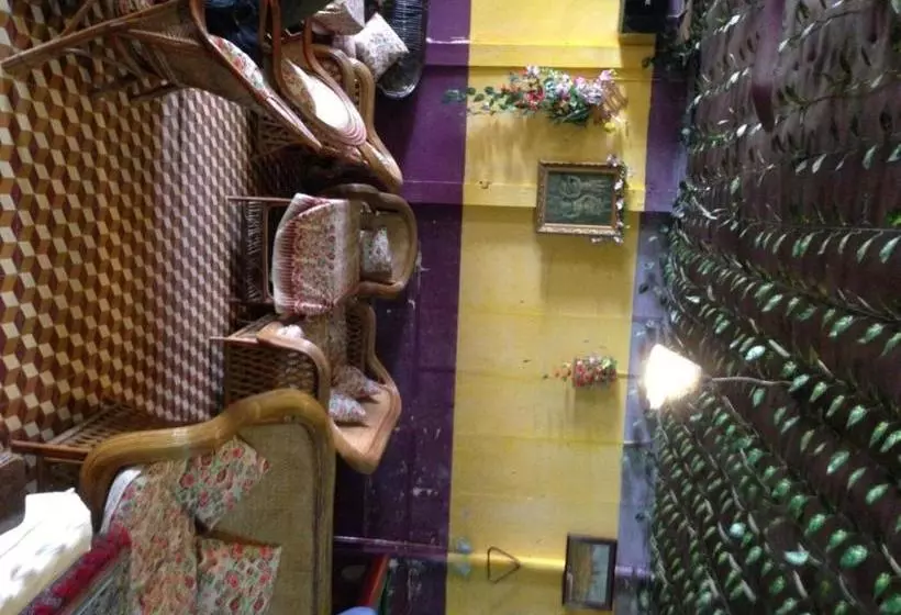 پانسیون Grand View Guesthouse