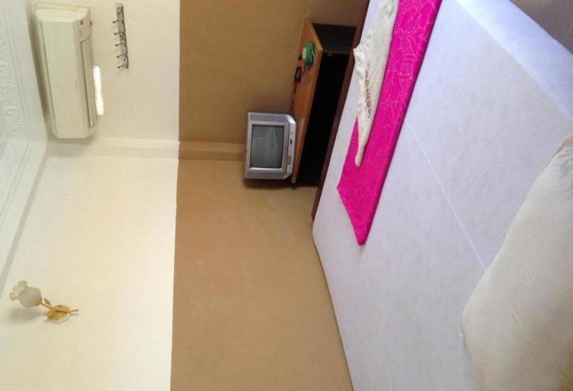 פנסיון Grand View Guesthouse