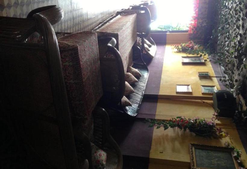 פנסיון Grand View Guesthouse