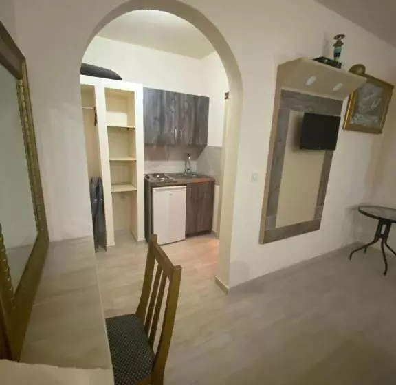 پانسیون Guesthouse Liamra