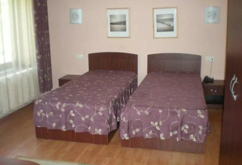 Majatalo Vila Montana