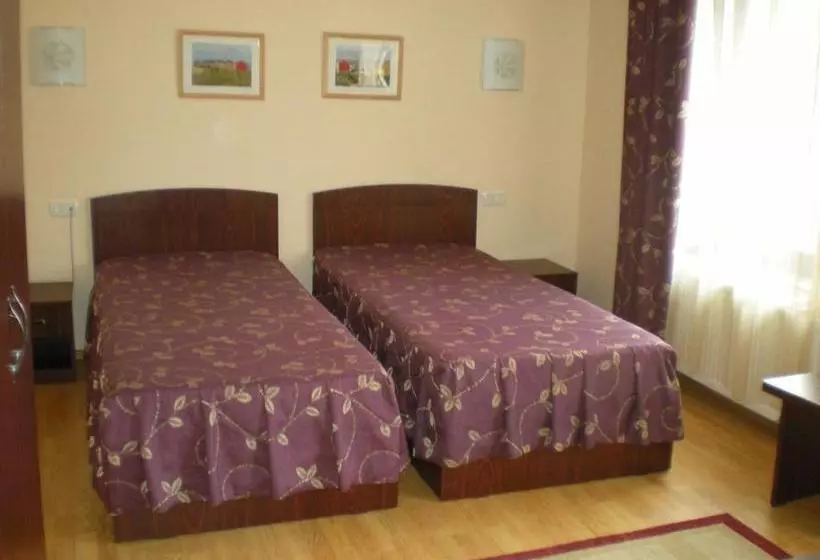 Majatalo Vila Montana