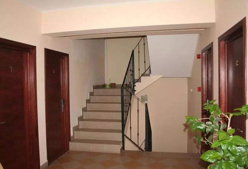 Majatalo Vila Montana