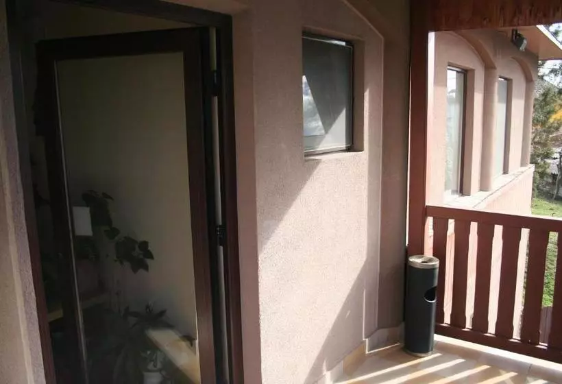 Majatalo Vila Montana