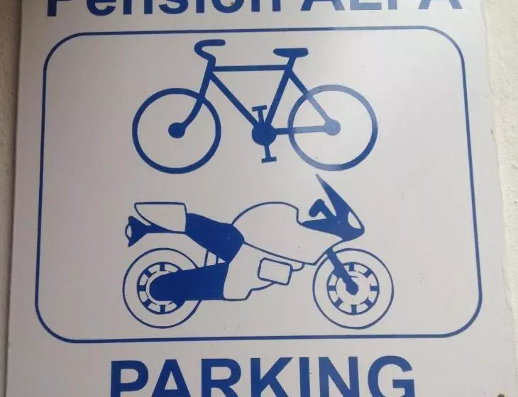 Pension Alfa & Whisky Pub