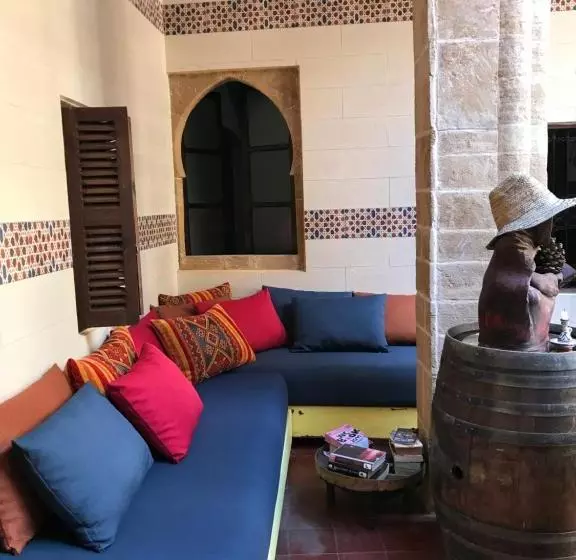 Riad Aicha