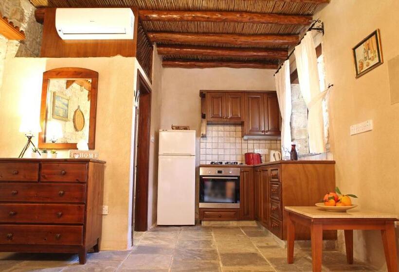 هاستل Agrovino Lofou