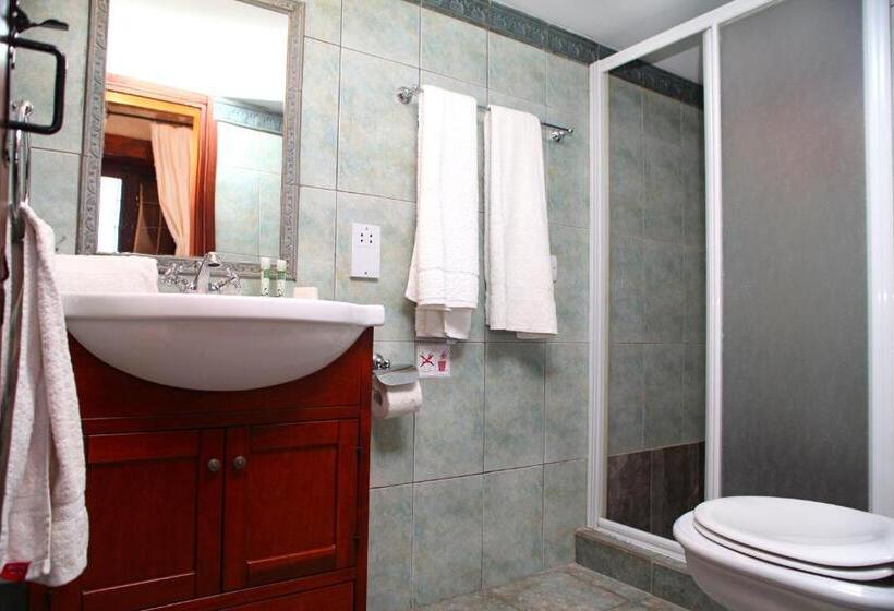 هاستل Agrovino Lofou