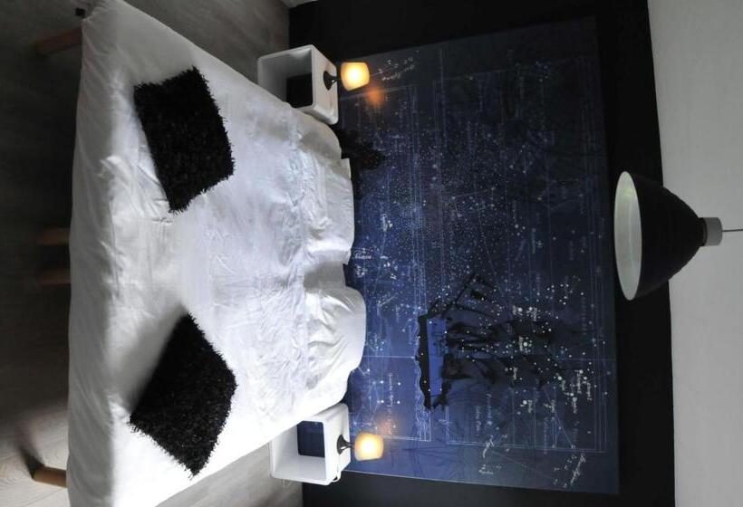 La Maison Des Artistes