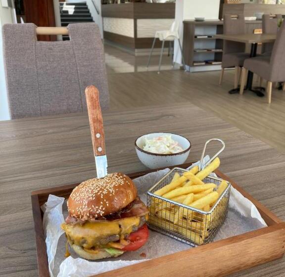 Nautilus étterem és Panzió