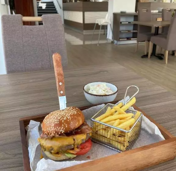 Nautilus étterem és Panzió