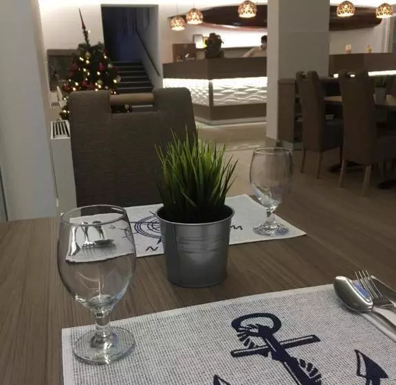 Nautilus étterem és Panzió