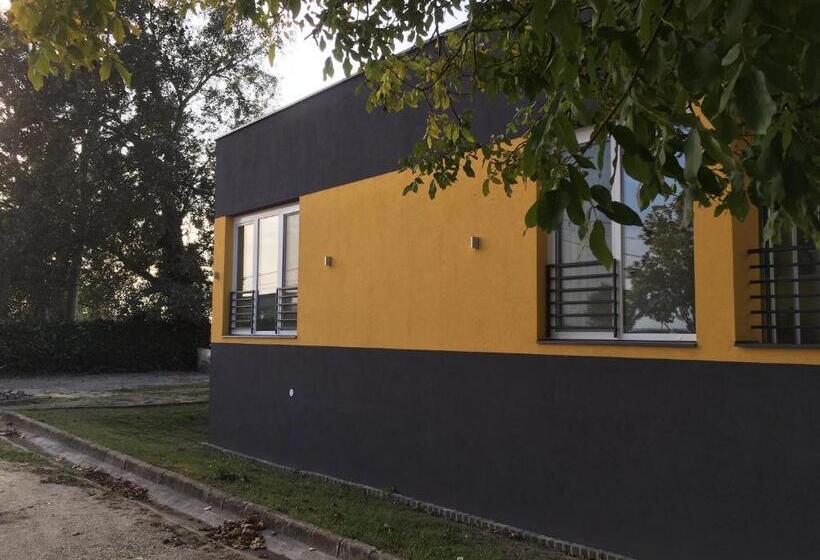 Nautilus étterem és Panzió