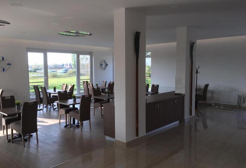 Nautilus étterem és Panzió