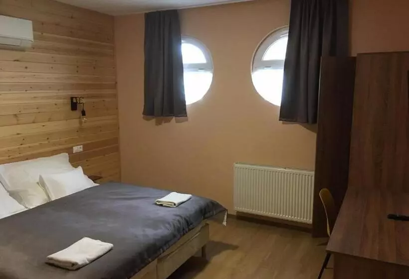 Nautilus étterem és Panzió