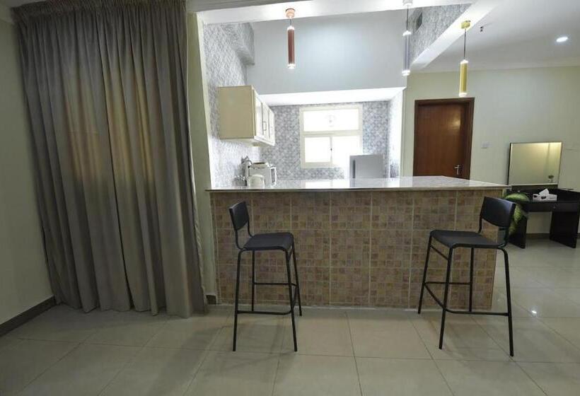 Noble Rose Apartment