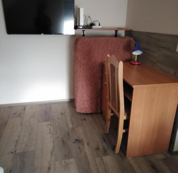 펜션 Budai Vám Apartmanház