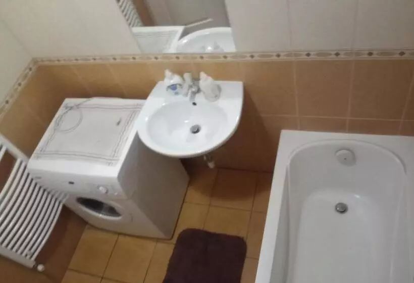 ペンション Budai Vám Apartmanház