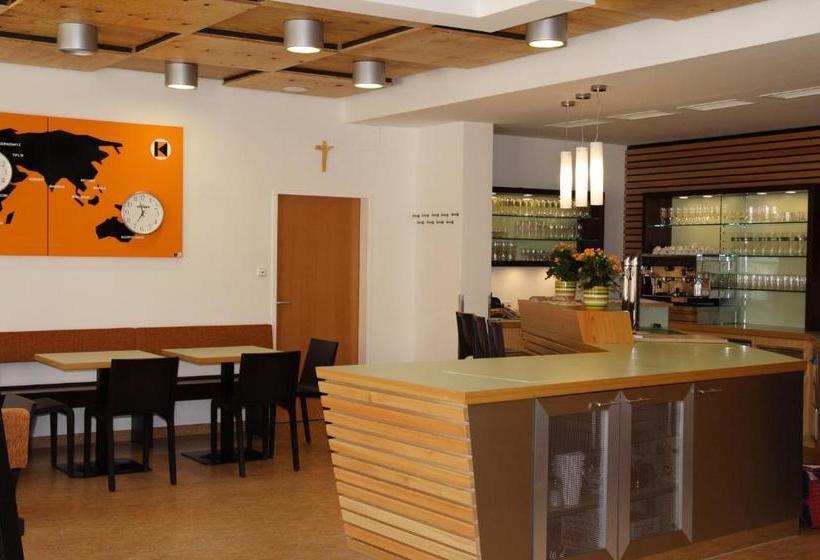 ペンション Kolpingsfamilie Poysdorf