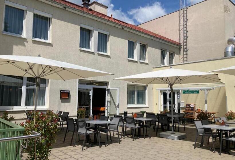 ペンション Kolpingsfamilie Poysdorf