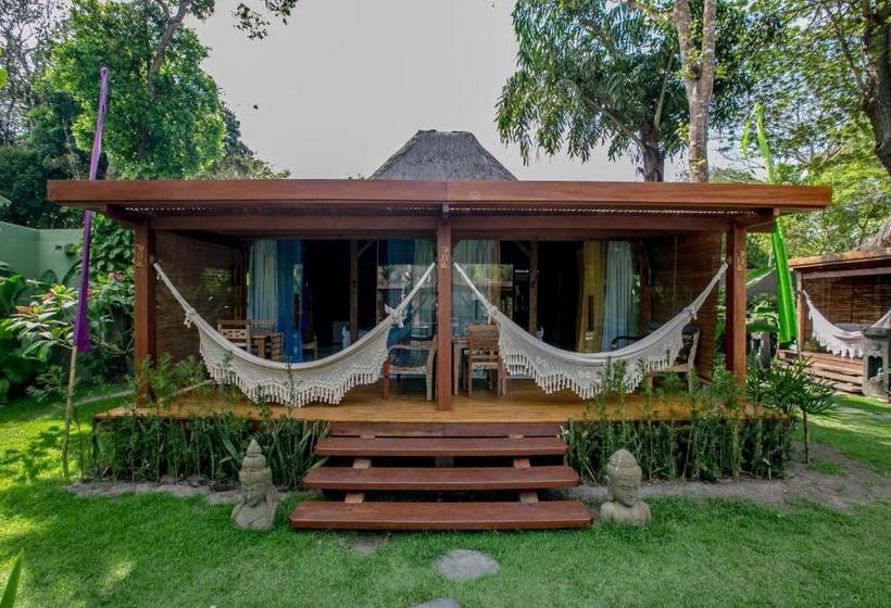 پانسیون Legian Villa