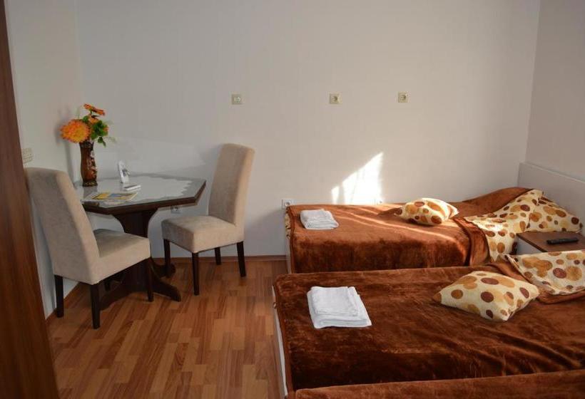 پانسیون Villa Palma Guesthouse