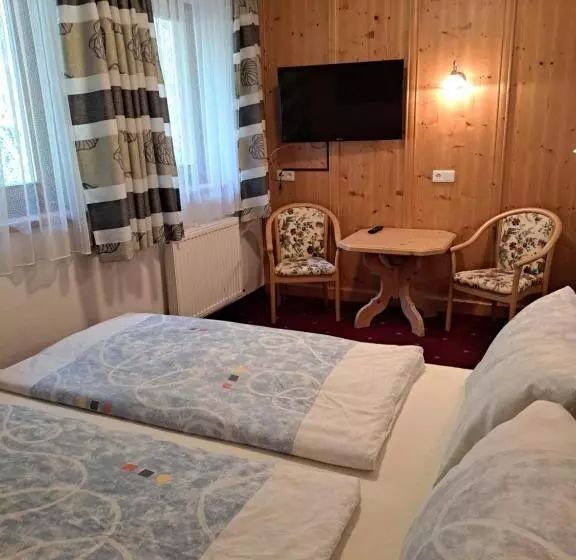 Retkeilymaja Berggasthof Hintergföll