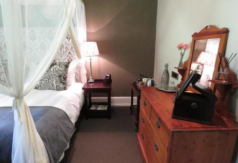 بنسيون Broadlands Country House