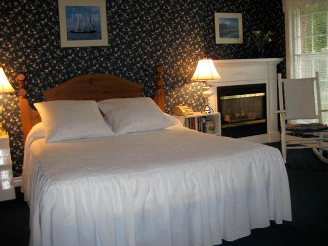 פנסיון Canterbury Inn