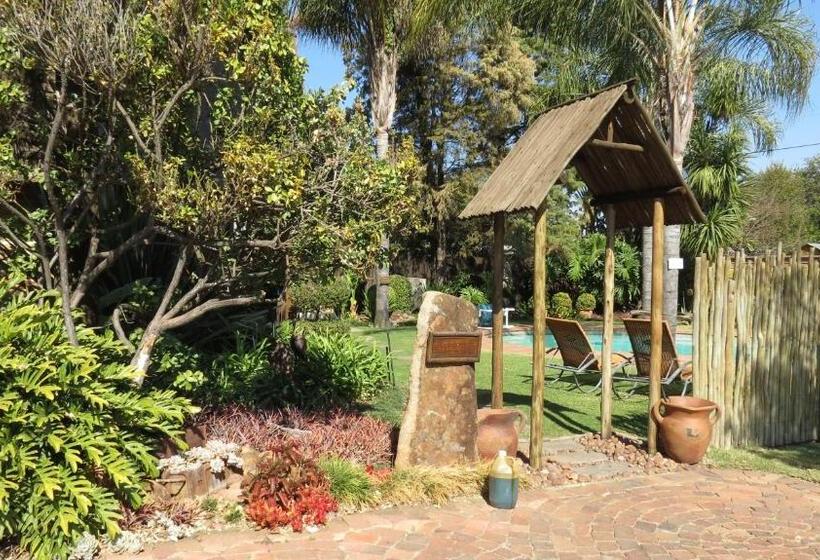 פנסיון Ciara Guesthouse