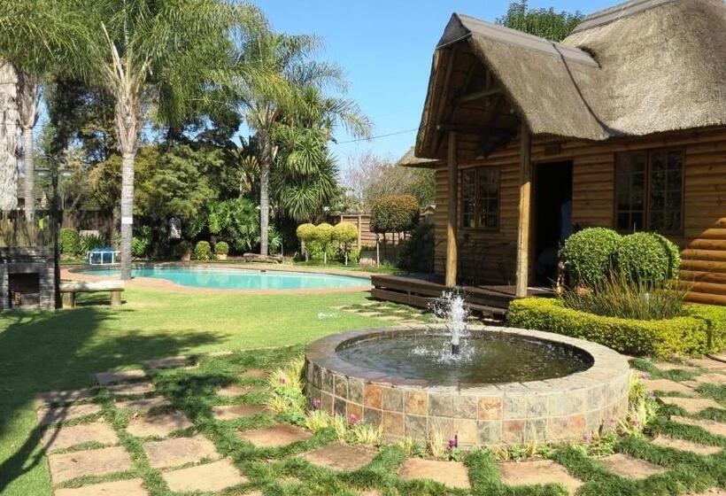 פנסיון Ciara Guesthouse