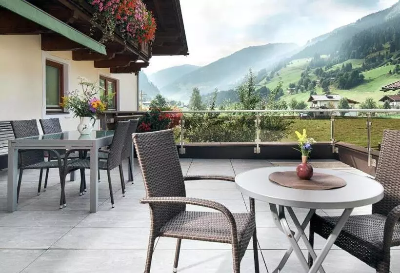 ペンション Jagdhof