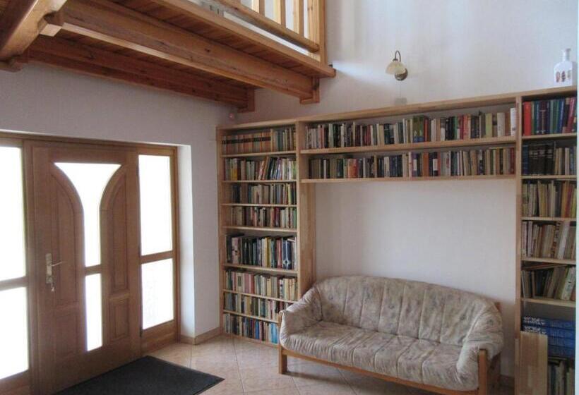 بنسيون Mediterrán Vendégház