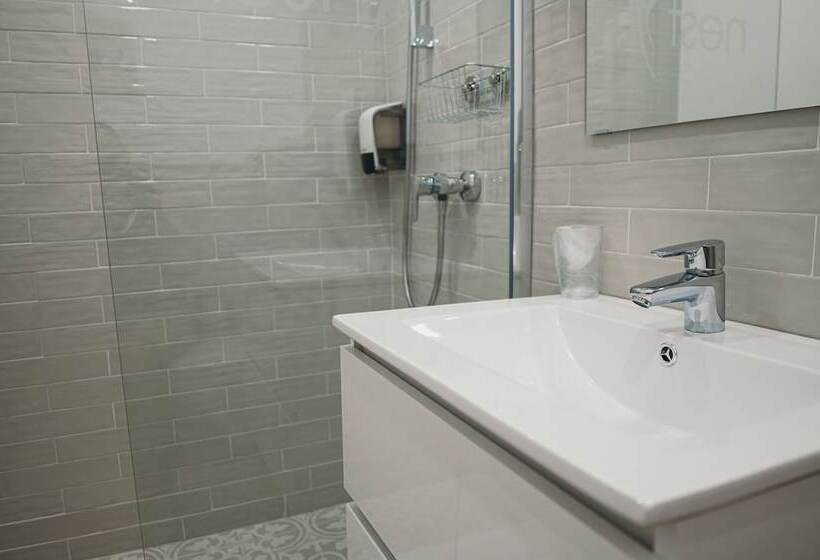 Pensão Nest Guesthouse