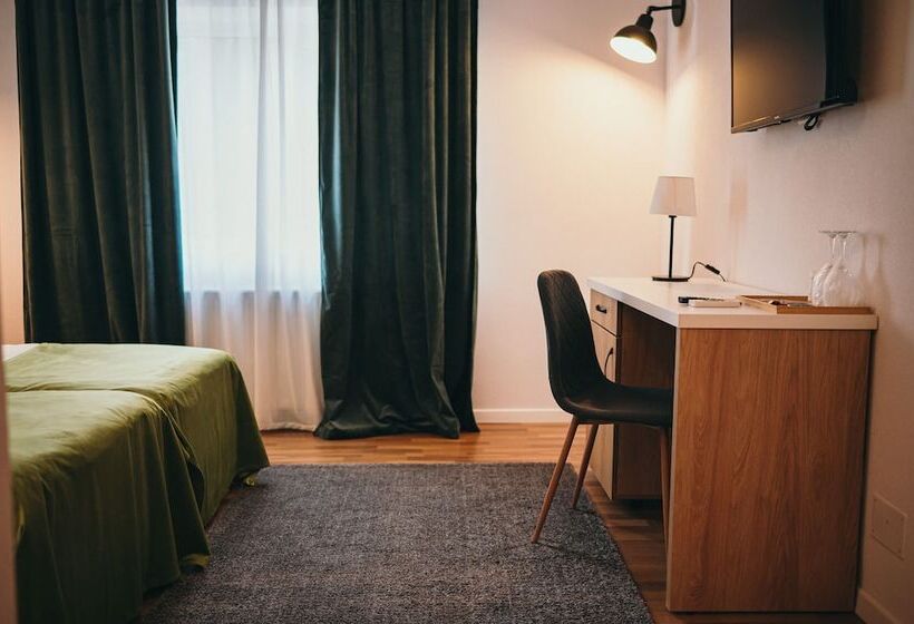 Pensão Nest Guesthouse