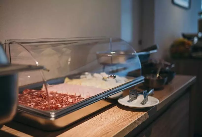 Majatalo Nest Guesthouse