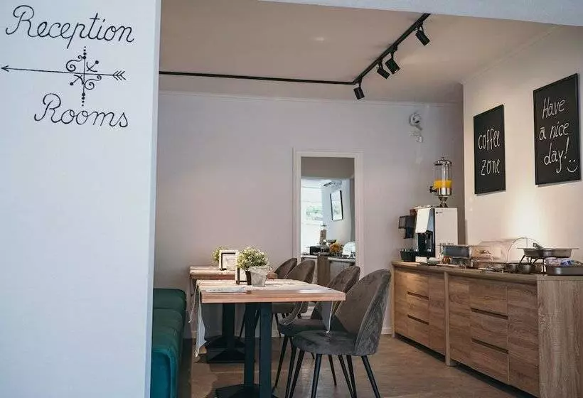 Majatalo Nest Guesthouse