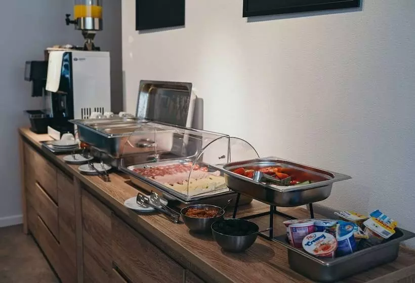 Majatalo Nest Guesthouse