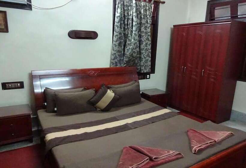 ペンション The Kei Suites