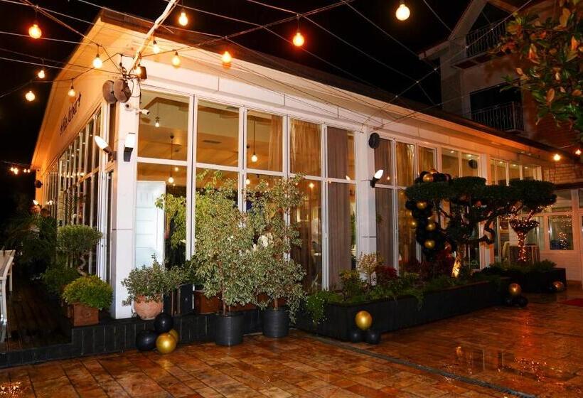 بنسيون Vila Arber