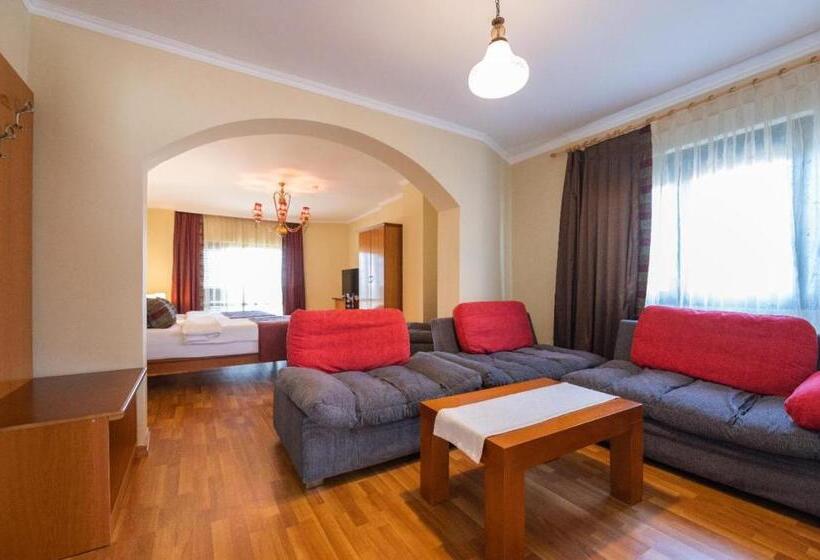 بنسيون Vila Arber