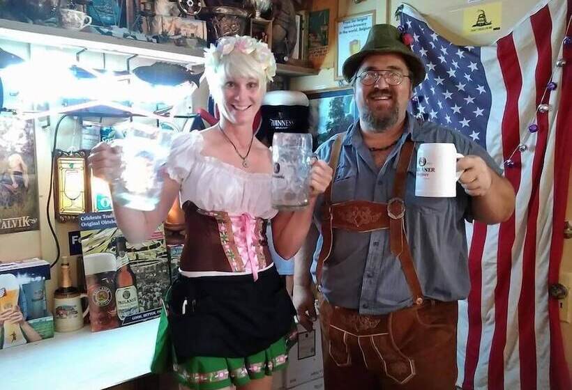 ユースホステル Riverview Mansion