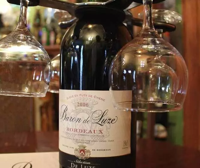 Retkeilymaja Riverview Mansion