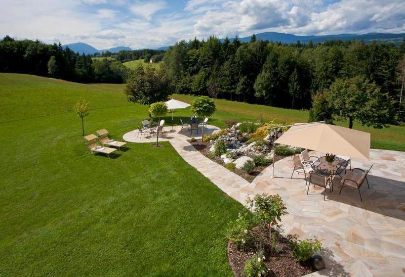 Pensionat Appartements & Zimmer Almhof