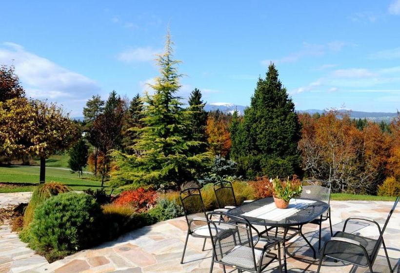 Pensionat Appartements & Zimmer Almhof