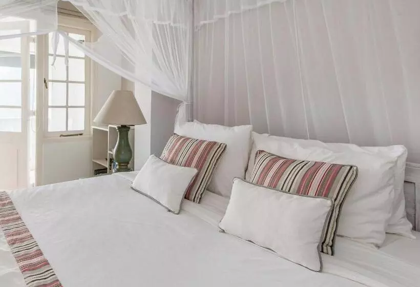 Majatalo Ashburnham Tea Estate