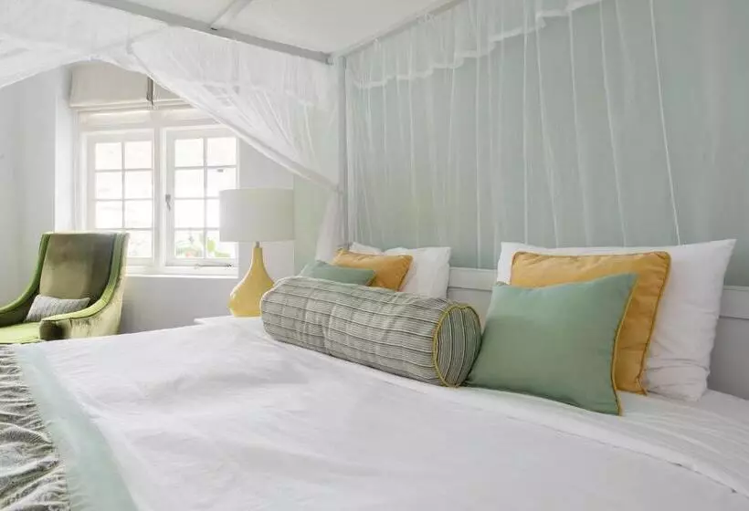 Majatalo Ashburnham Tea Estate