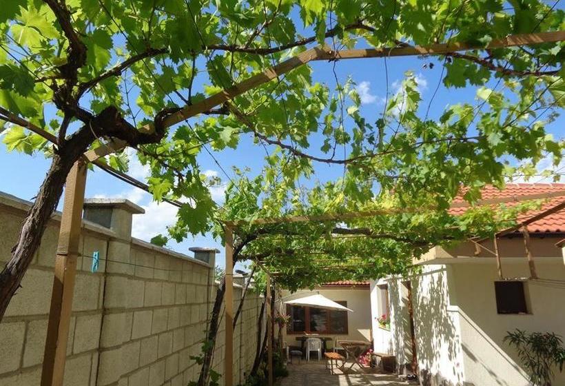 פנסיון Guest Rooms Rusalka